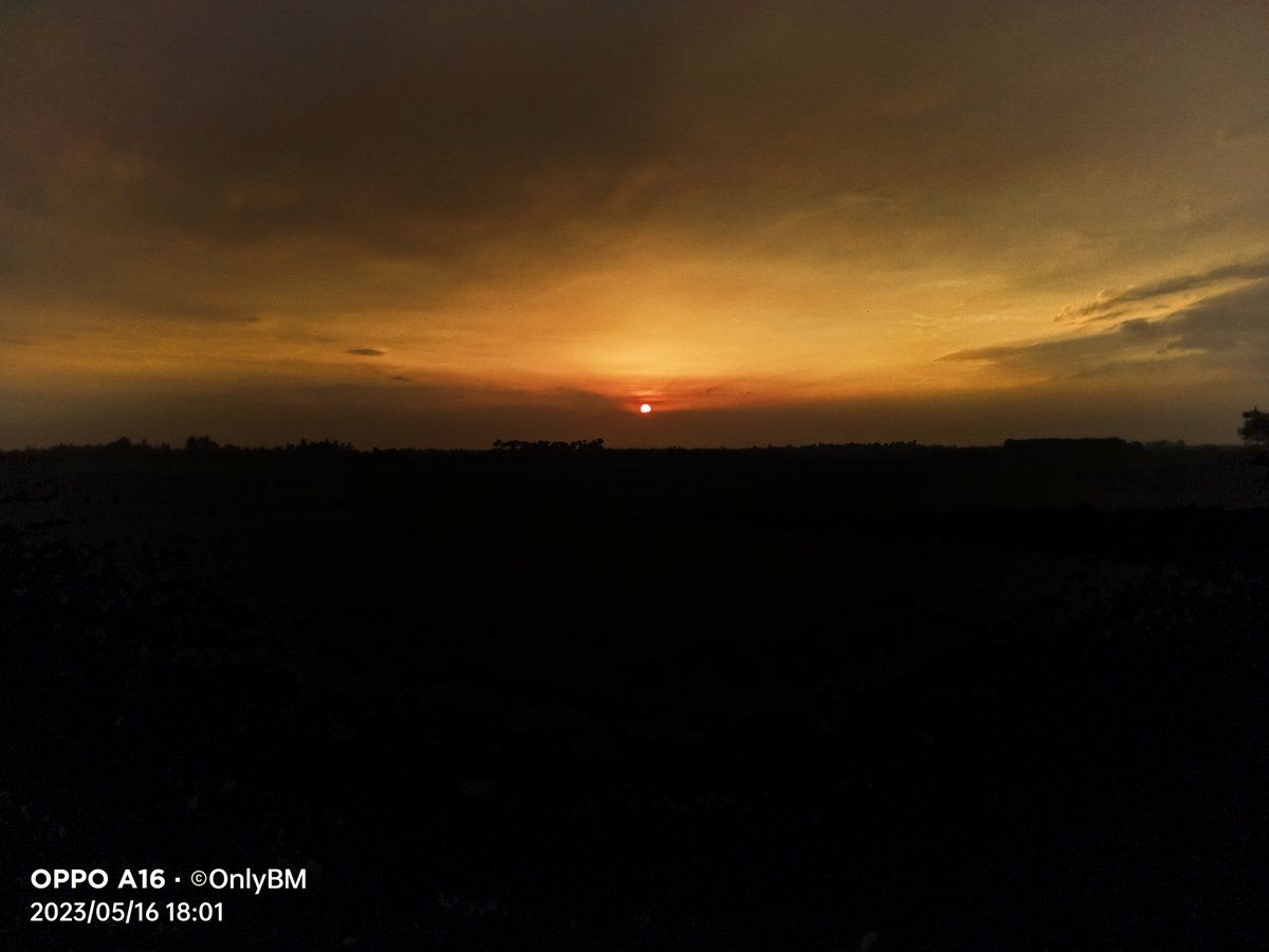 ImBibhuduttaIND's tweet image. I ain't a professional photographer – I do it on my own satisfaction because I love it😍
#SunSet #ProMode
#OppoA16 #BibhuduttaPics