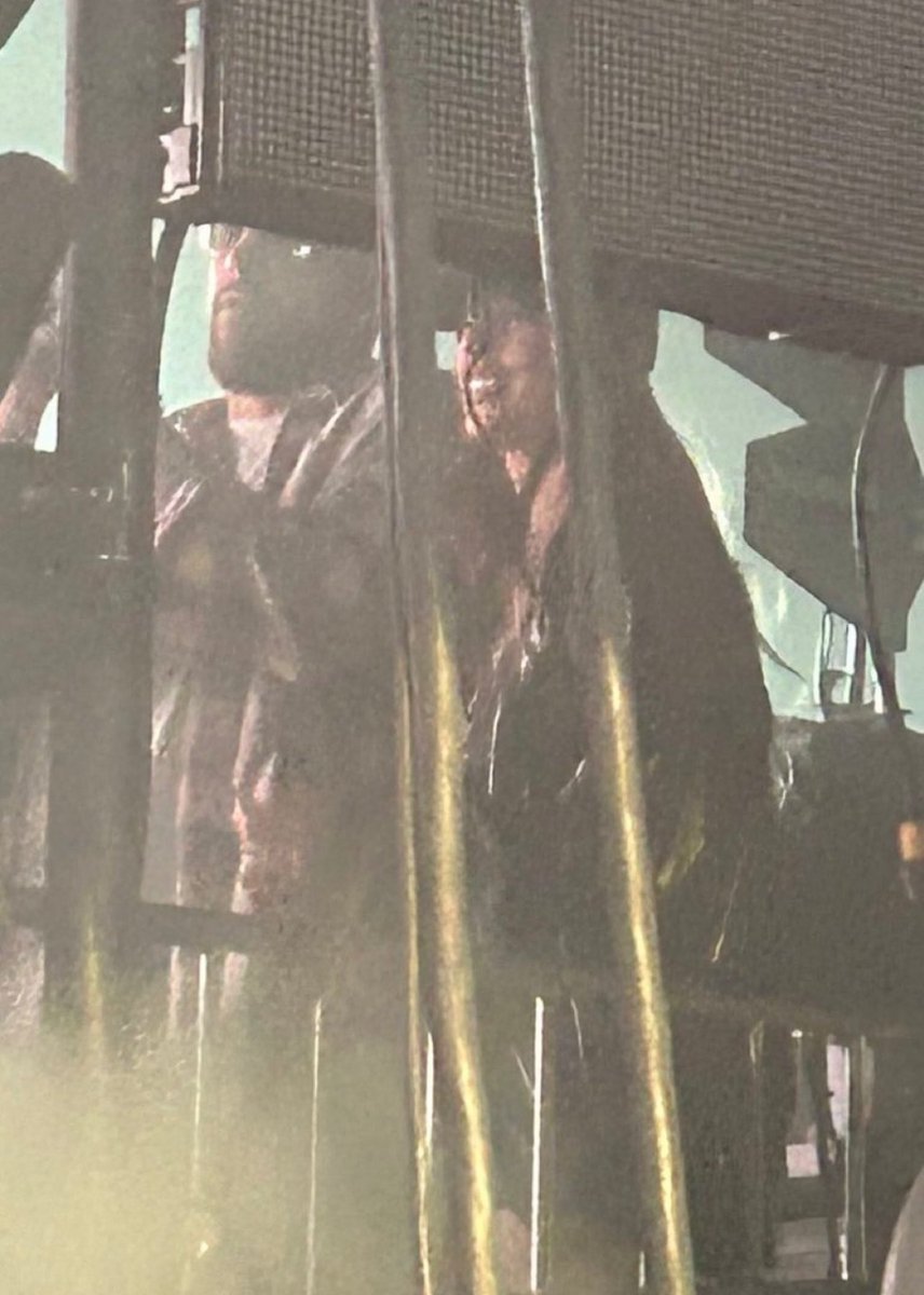 witchydoja444's tweet photo. @dailytaylortea @hi_gerardoj idk cause it’s long in the back still? https://t.co/uHlwqBNzlL