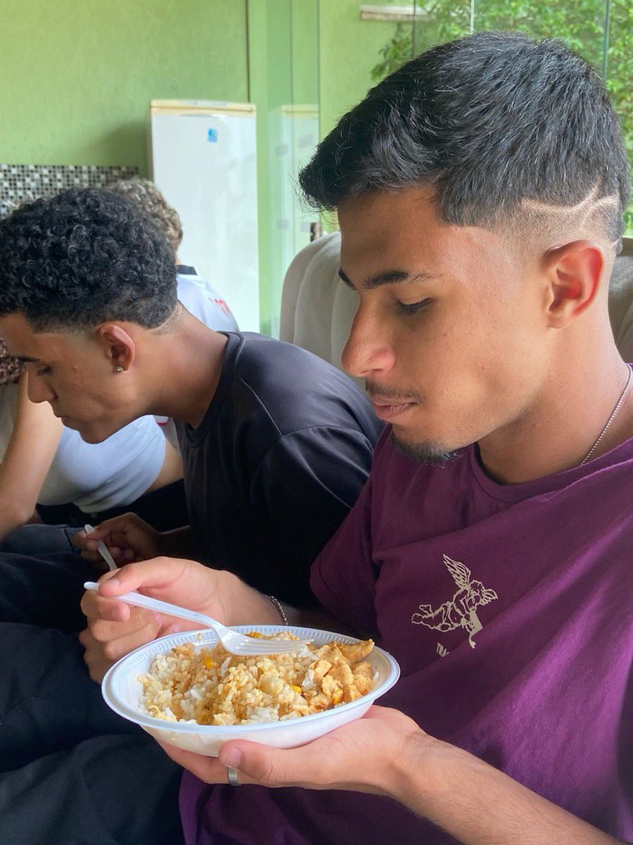 o_nega0's tweet photo. “Algumas amizades não duram nada, mas um verdadeiro amigo é mais chegado que um irmão” https://t.co/pjkr5CQx08