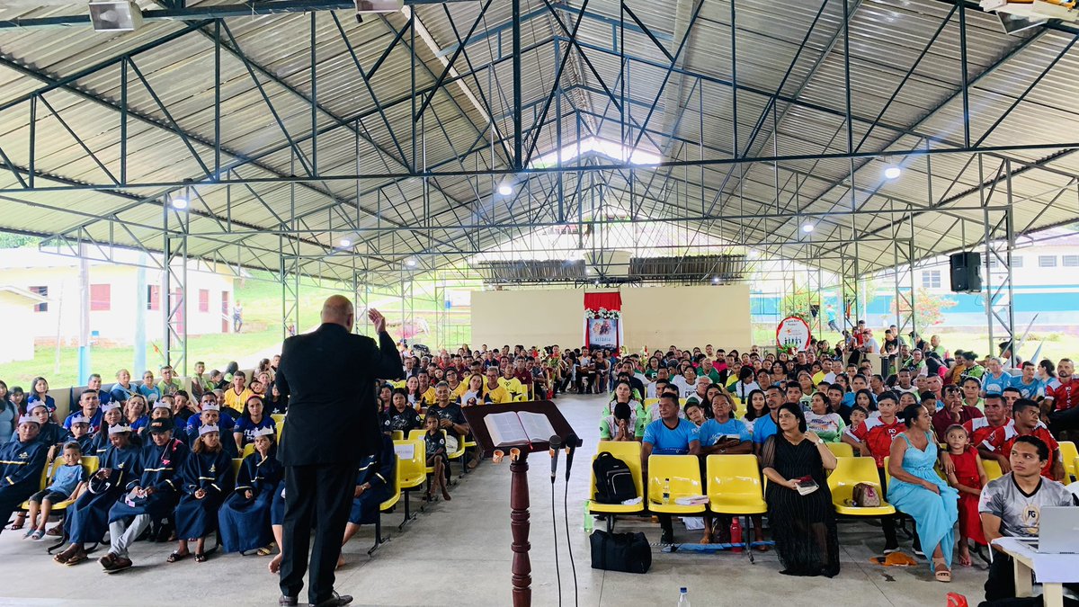 pr_israelelias's tweet photo. A Caravana A Última Vitória passou pelo distrito de Bom sucesso e tivemos uma linda festa Batismal e uma multidão aceitando o Apelo de aceitar Jesus como salvador !! #AAMAR #UNoB Escolhidos para Missão https://t.co/lV7d9MRnLr
