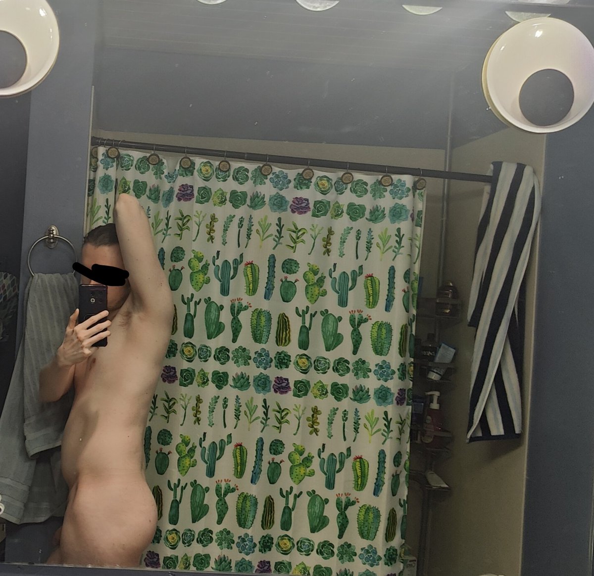spicybeans88's tweet photo. Haven't posted in a minute, oops 🤭🤭 https://t.co/pnFWPvP7kJ