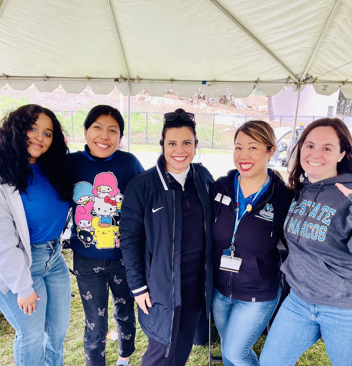 vpsadiaz's tweet photo. The energy at today’s Festival 78 was contagious! We had over 5,000 students attend and enjoy great music, food, cotton candy, arts and crafts and more. Big shout out to @ASI_CSUSM for hosting such a successful event for our students. https://t.co/3IAON5owPy