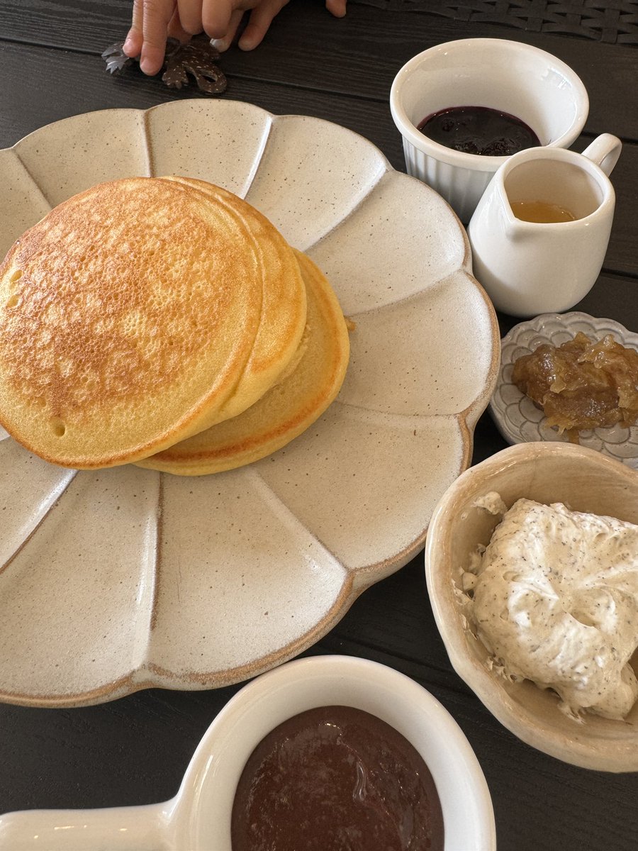 Shige_Noza_'s tweet photo. ユナイトで出店中のkomeko kitchenさん
米粉パスタとパンケーキを出してもらってます🥞付いてくるソースが個性的で大満足でした
#芽室ユナイト https://t.co/lYM83Heb65