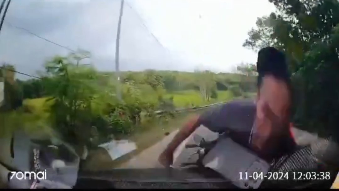 Ya ada apa tweet media