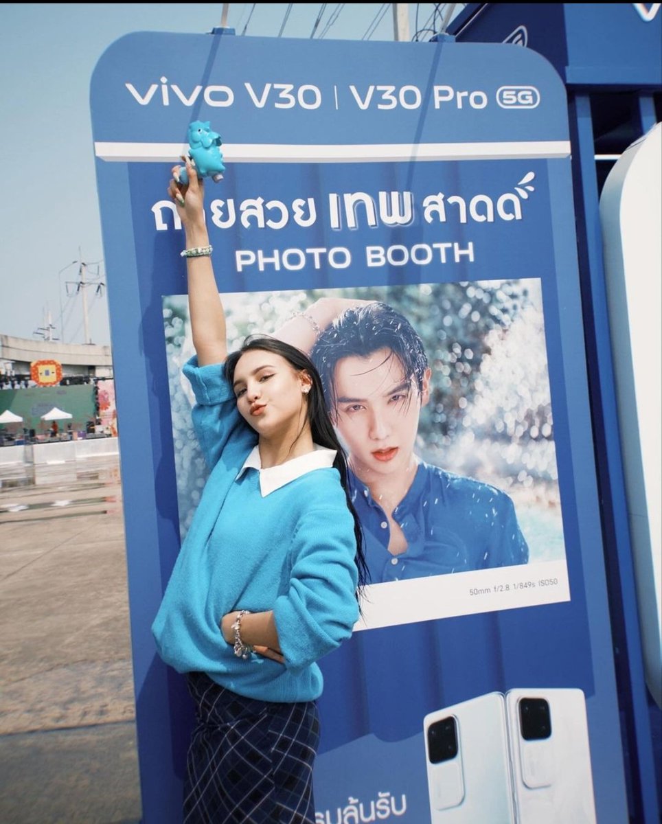 Lissa with Nine hahaks

 #นายท่านกรชิต #ninekornchid #lissa