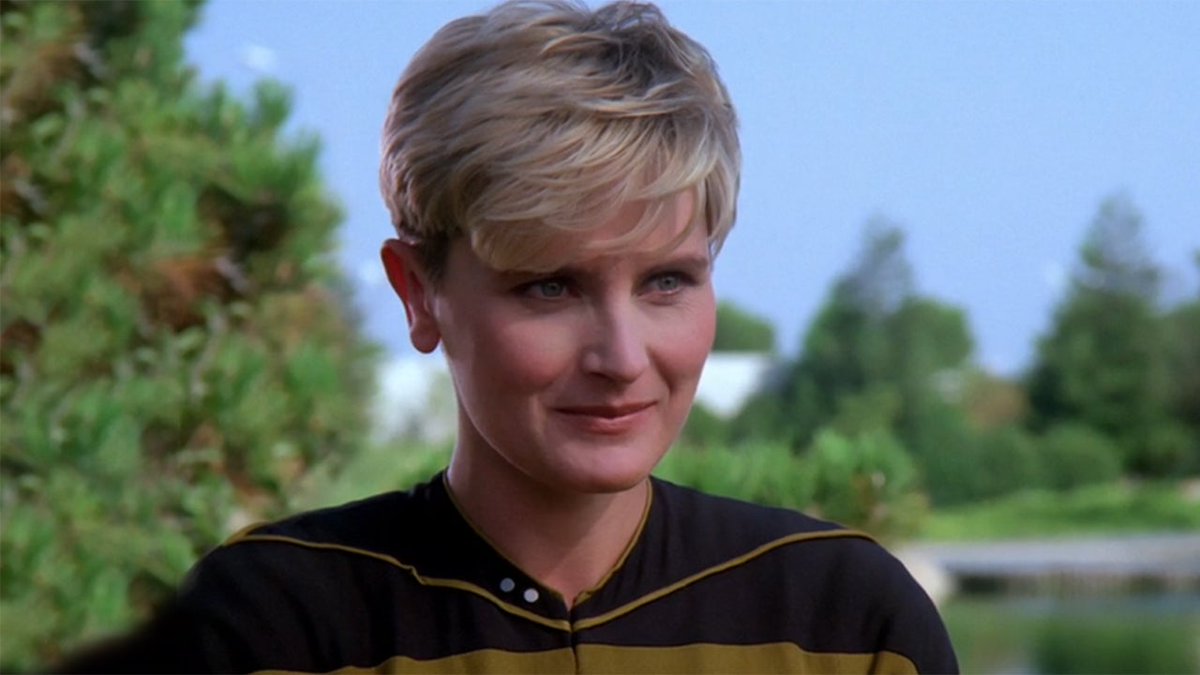 Tasha Yar actress Denise Crosby looks back on that Star Trek: The Next Generation life -- from leaving the show to coming back to the show to having no regrets. bit.ly/3JhvuxD