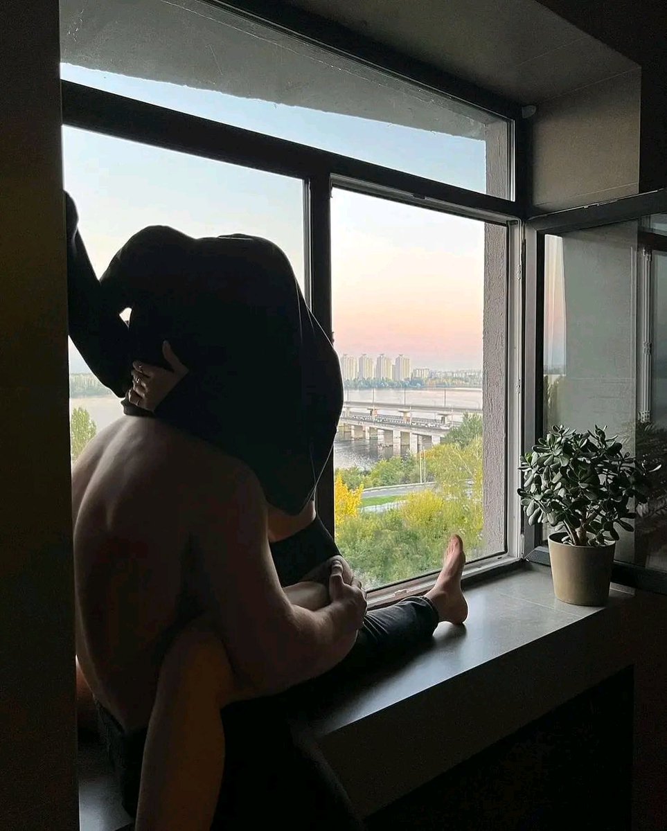 feeling4_you's tweet photo. ~ Could be us 🫤🥵 https://t.co/4HAyPVGvW4