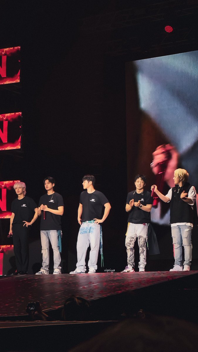 ᴛʜᴇᴀ tweet media