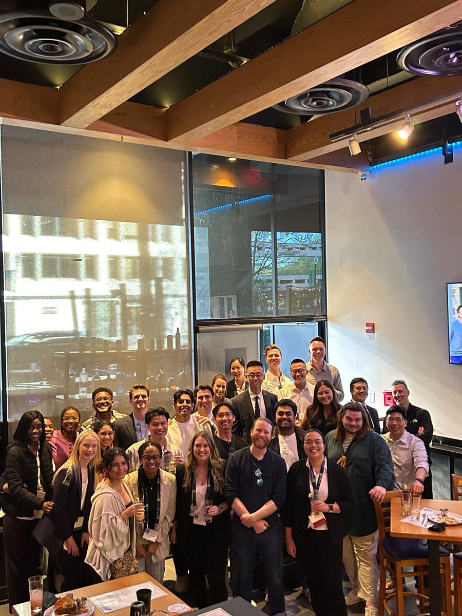 Such an amazing day with old and new friends! I am so grateful for radiology for introducing this new joy into my life 
#ACR24 #futureradres