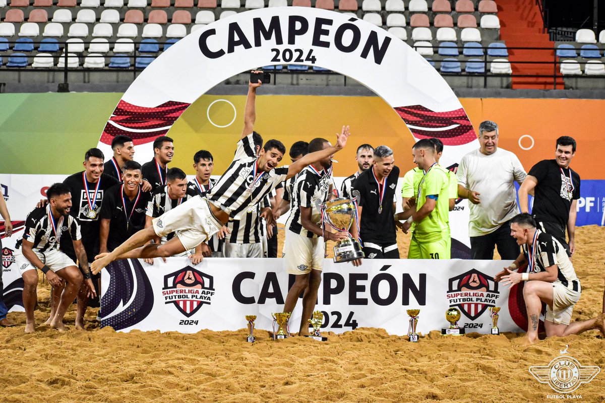 LibertadPlaya's tweet photo. EL GUMA YA SALIÓ CAMPEÓN🎶🔥👣🏁 

#VAMOSGUMA
#LibertadPlaya
#SuperLigaAPF
#APFFútbolPlaya https://t.co/ZD4v6dJ215
