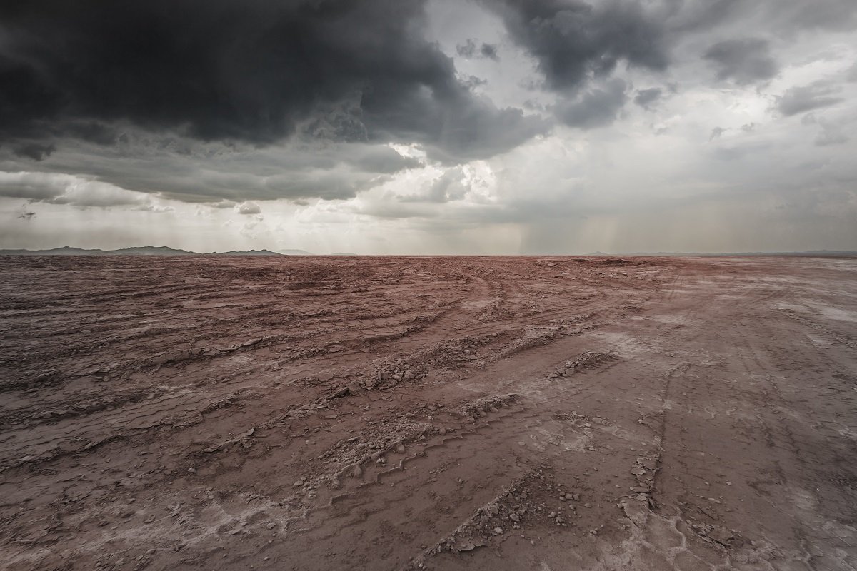 DeathNRepublic's tweet photo. Abraham: I am king of this "no man's land".  The animals, the remaining Gears that still roam this vast wasteland, I, Abraham, rule over 𝗔𝗟𝗟 of them .

The "no man's land" in question: https://t.co/8q5x6B7bQy