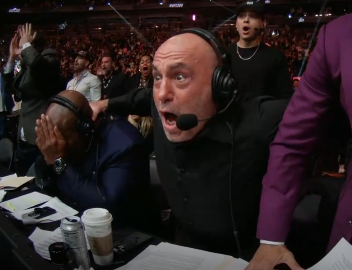 Relapse_TV's tweet image. Holy fuck, the UFC is the greatest sport in the world. I hope Justin Gaethje is okay, that was a brutal fight #UFC300