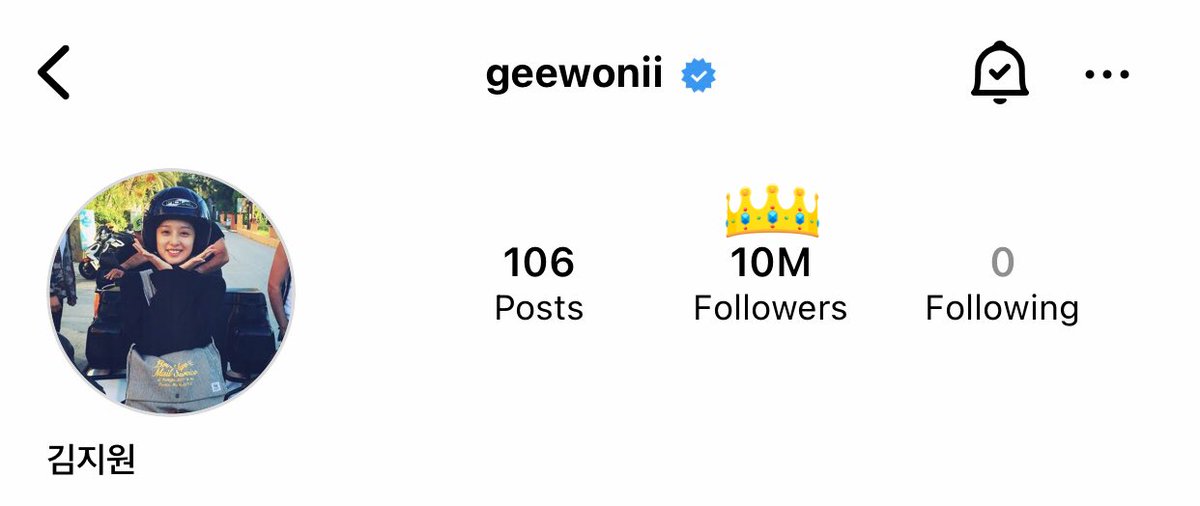 Happy 10M user geewonii ‹𝟹‹𝟹 Btw i'll never forget how you tortured us by not posting anything for 10 months straight, please don't do it again or i'll criiiiiii