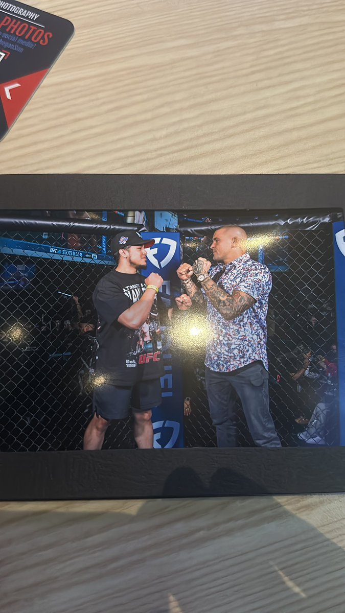 You guys see it first 🔥🔥🔥🦾😮‍💨 @DustinPoirier mans such a humble dude much love