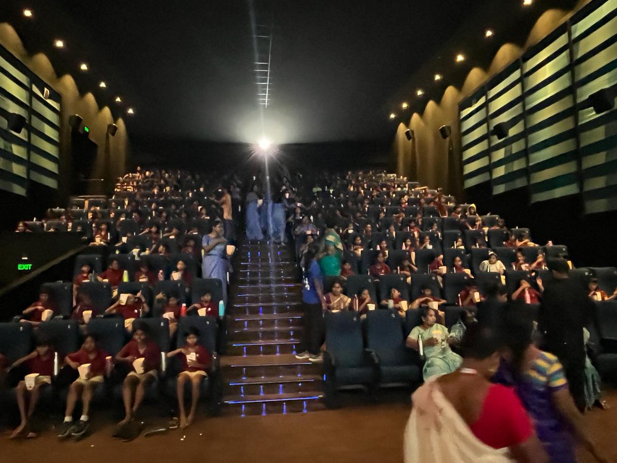 airflickoff's tweet photo. First thing to start with Summer Holidays for kids  is watching #DoubleTuckerr ! 
Thats what we witnessed in Coimbatore screens yesterday ❤️

LEFT &amp; RIGHT Happy Annachi 🥳🕺🕺 https://t.co/o7lhjntJIQ