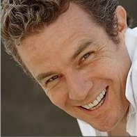 Pic of the Day: Beautifully, smiley James Marsters to ease you in to the weekend... good vibes... @JamesMarstersOf #JamesMarsters #Beautiful #Smile #ThisPicIsTiny #YetMighty #MaySmileyHappyJamesBlessYourWeekendWithSmileyHappyGoodWeekendVibes #Enjoy