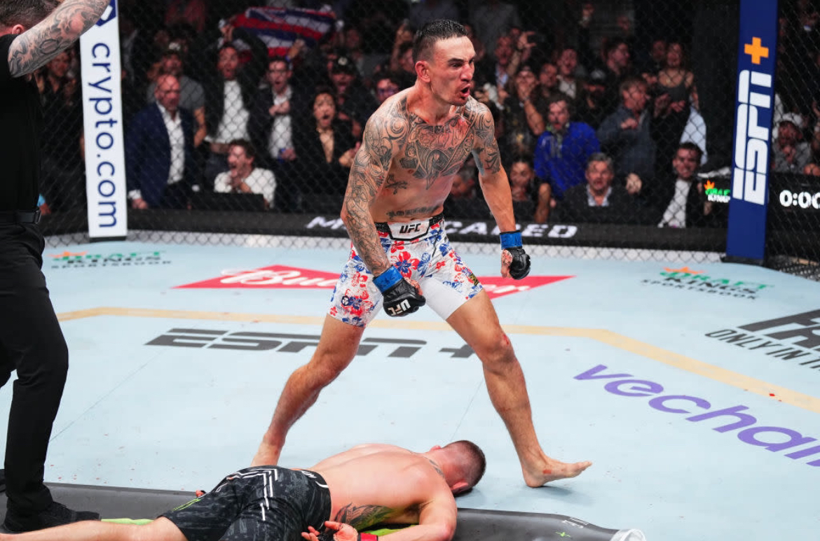 nsarimma's tweet photo. Give the man 600k Dana #UFC300 https://t.co/41c7FEdZkB