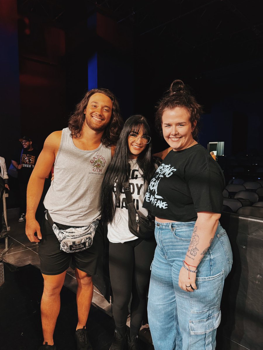 If yall aren’t already aware, @javierbernalWWE and @TatumPaxley are the sweetest! It was so so good to meet yall! I hope yall get to come back to @TheOfficialROW again soon!