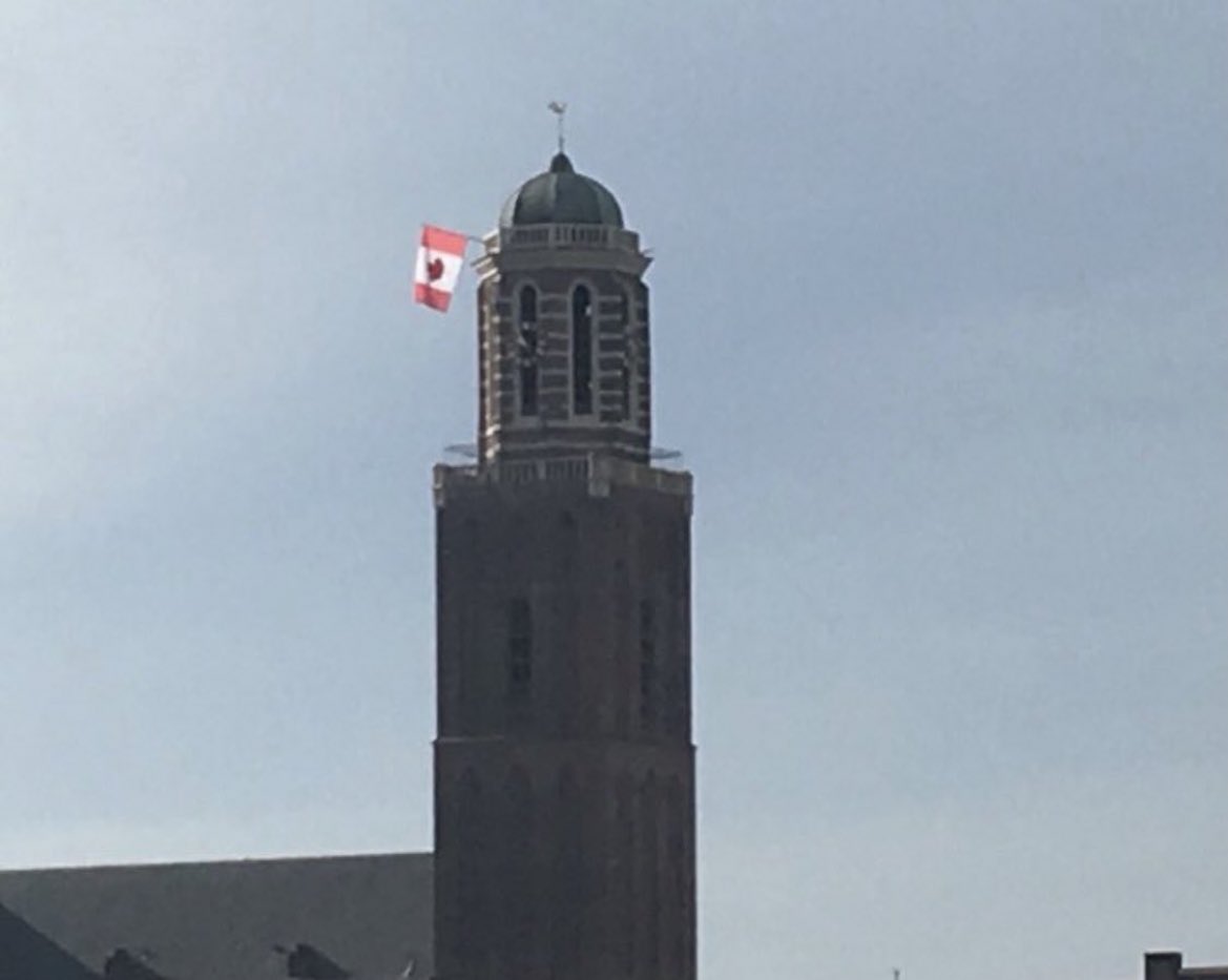 it’s liberation day in Zwolle

Today we honor the Canadians forces who liberated us and we celebrate our freedom. 

#Zwolle #WW2 #WOII #LestWeForget    #zwolleviertvrijheid 🇨🇦

@CanadianForces