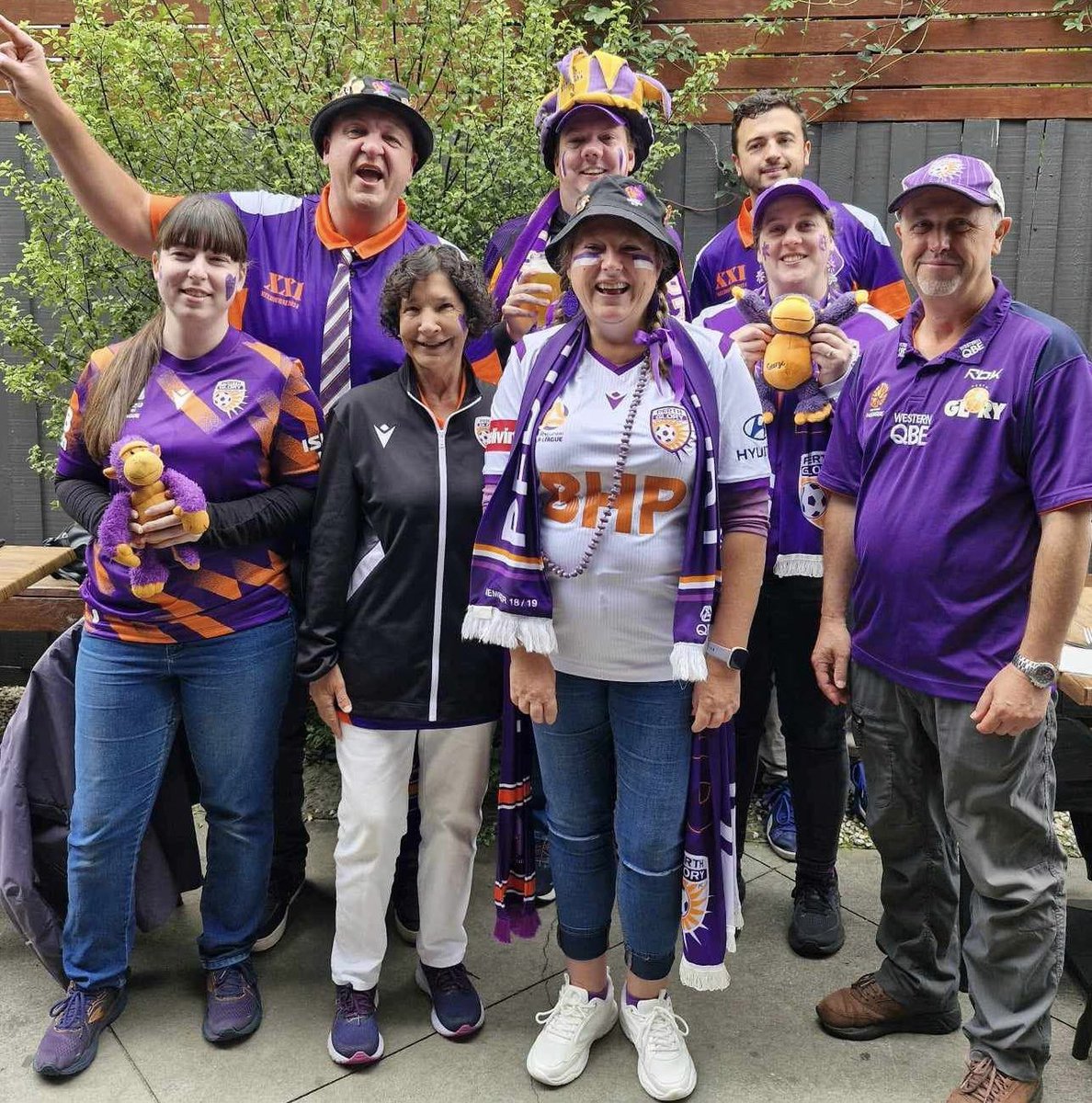 EAusGloryFans's tweet photo. On Tour https://t.co/ZSl7hd93TW