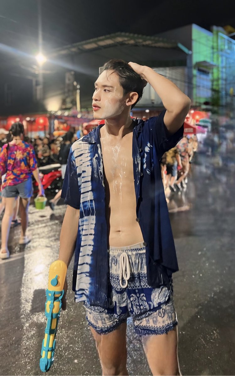 Toeyck19's tweet photo. ล้วงแค่นมพอฮ่ะ อย่าล้วงหำละบีบมันจุก🫣 
#สงกรานต์2567 https://t.co/7HoLbMkAWj