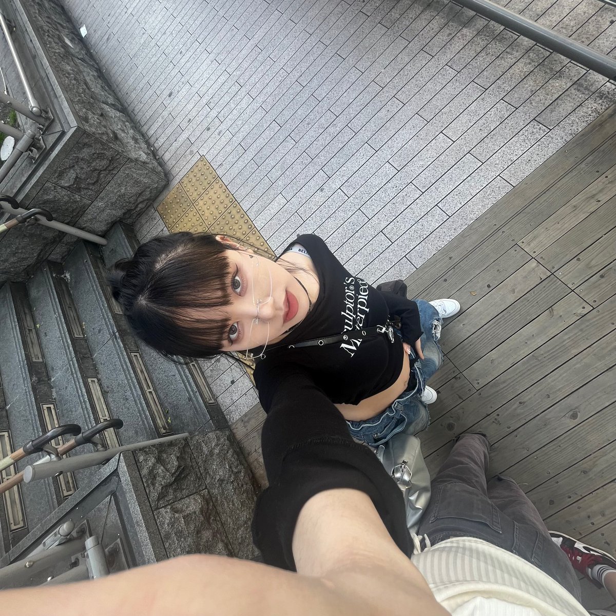 tzulingfiles's tweet photo. 📸 : bstage update (240413)

#ViV #비브 #TZULING #쯔링 https://t.co/ZPNVZVGFQg