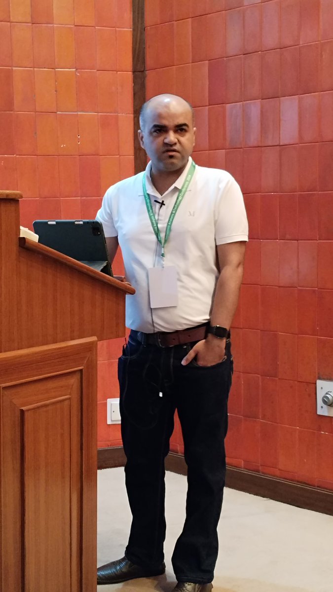 DeepakNModi's tweet photo. Some very exciting work done by @PratikChandrani on ClinOME 
A tool that allows clinicians to identify actionable targets in cancers, therapies available and approvals. This tool will transform  cancer treatments in India 
Presented @GATC_2017 
@ACTREC_TMC @CRI_ACTREC 
#GATC2024 https://t.co/M5jzk8NVl7