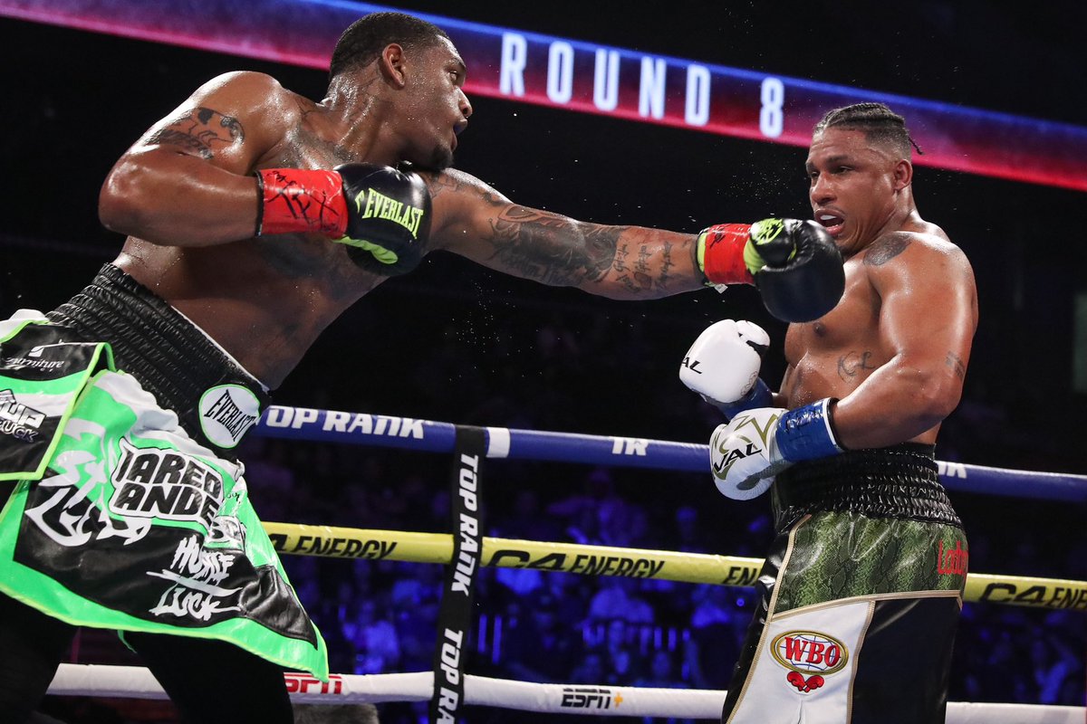 angelalpiazza's tweet photo. Jared Anderson, red, and Ryad Merhy, blue l, fight in a Top Rank bout for the WBO International and WBC USA Heavyweight Titles at the American Bank Center on Saturday, April 13, 2024, in Corpus Christi, Texas. Anderson won in 10 rounds by unanimous decision. @callerdotcom https://t.co/7BYdtsgz9h