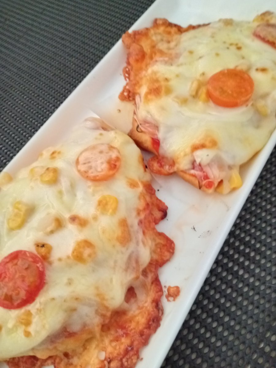 ＃あじ蔵（くら）＃手作り自家製安全幸せの米粉ピザあぁ美味い　無添加手作りをモットーに、地元の食材を使用しておいしく体にやさしい料理を提供しています。
「素材の良さ」「その扱い方」「調味」「盛り付け」のすべてにこだわっています。ぜひ、ご来店ください。