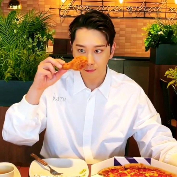 Chansung Eating 🍲 (@chansungeating1) on Twitter photo 