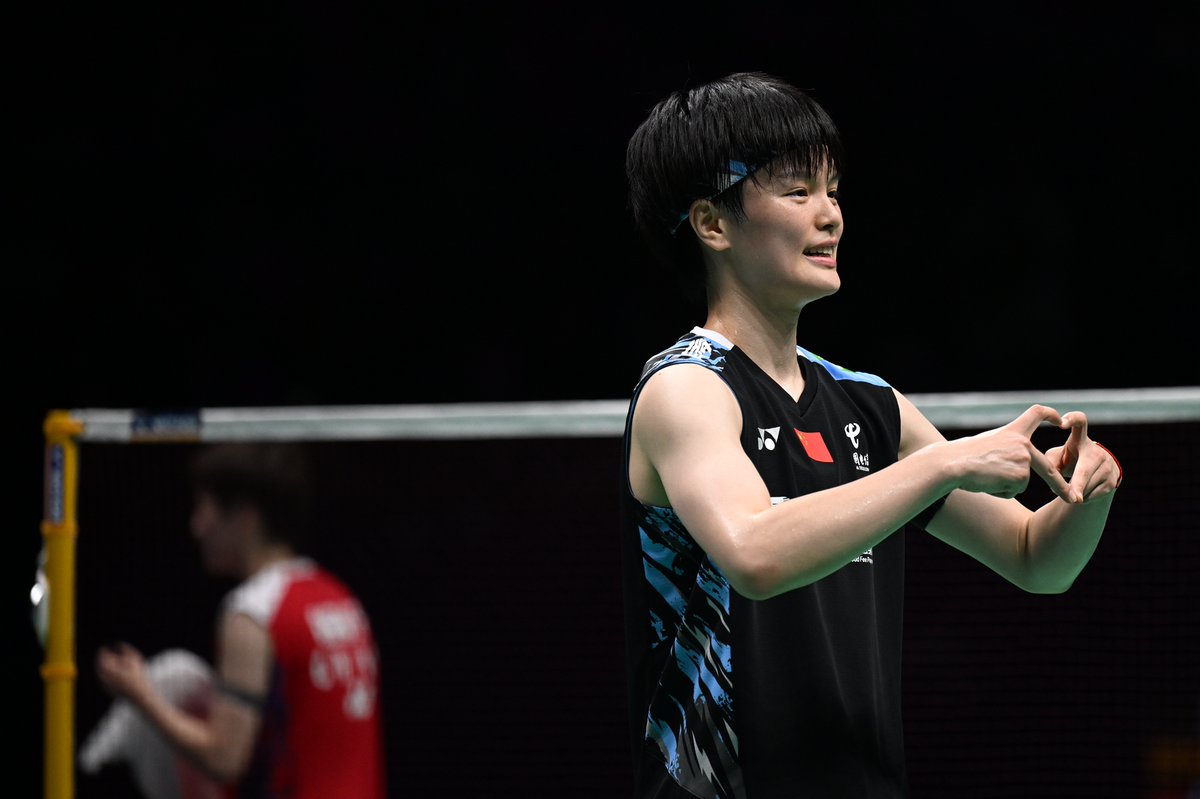 CGTNSportsScene's tweet photo. 🎉🇨🇳2022 champion and 8th seed Wang Zhiyi defeated 2nd-seeded Chinese compatriot Chen Yufei 21-19, 21-7 to win her 2nd #BadmintonAsiaChampionships women's singles title in Ningbo

🏅Gold: Wang Zhiyi
🥈Silver: Chen Yufei
🥉Bronze: He Bingjiao, Han Yue

#BAC2024 #badminton https://t.co/fyAHKsstLJ