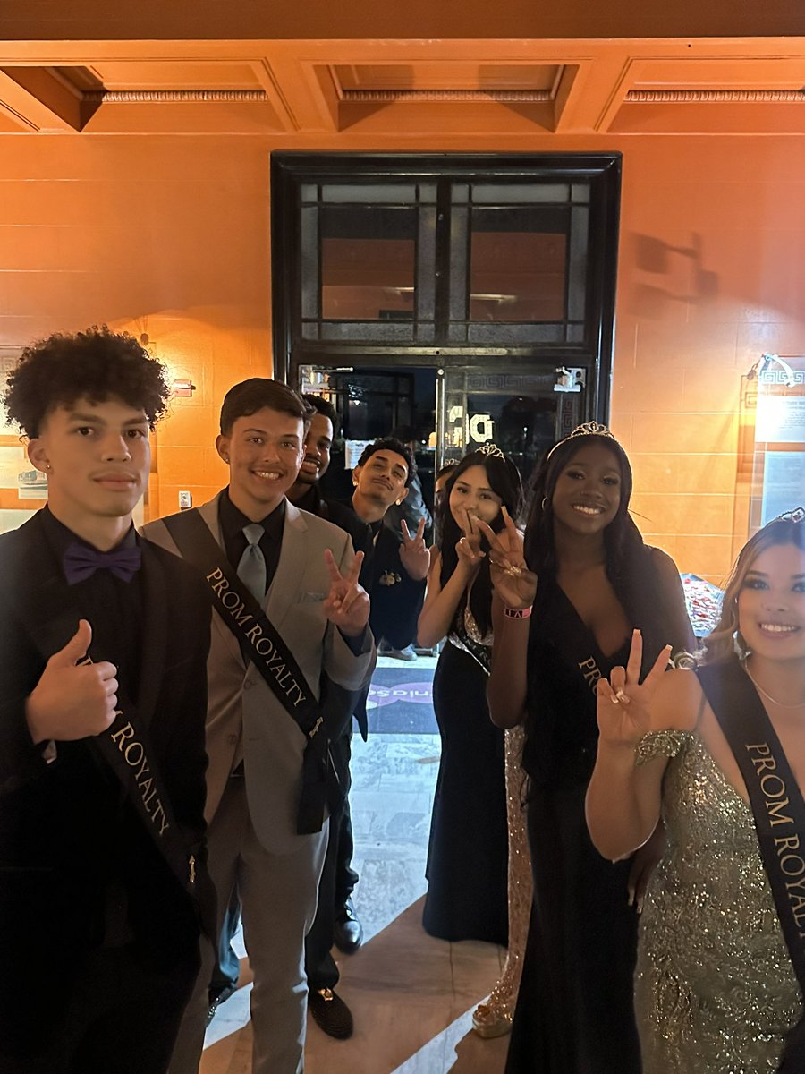 jhillshs's tweet photo. Jurupa Hills Prom 2024! @FontanaUnified https://t.co/kE7SgIlCy4