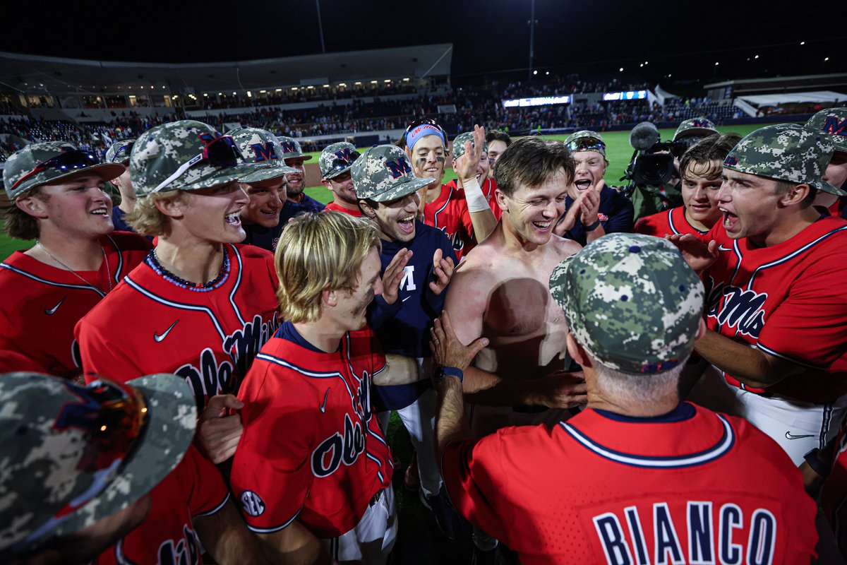 OleMissBSB's tweet image. Sgt. Ross walk off on Military Appreciation Weekend 🫡