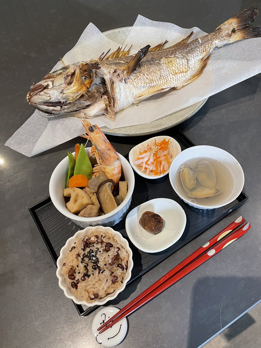 AustraliaSayo's tweet photo. お食い初め㊗️👶🏻✨
100日。
元気に過ごしてくれてありがとう。
食べ物に困りませんように。
#お食い初め
#weaningceremony
#firstmeal https://t.co/GIqywgtlZz