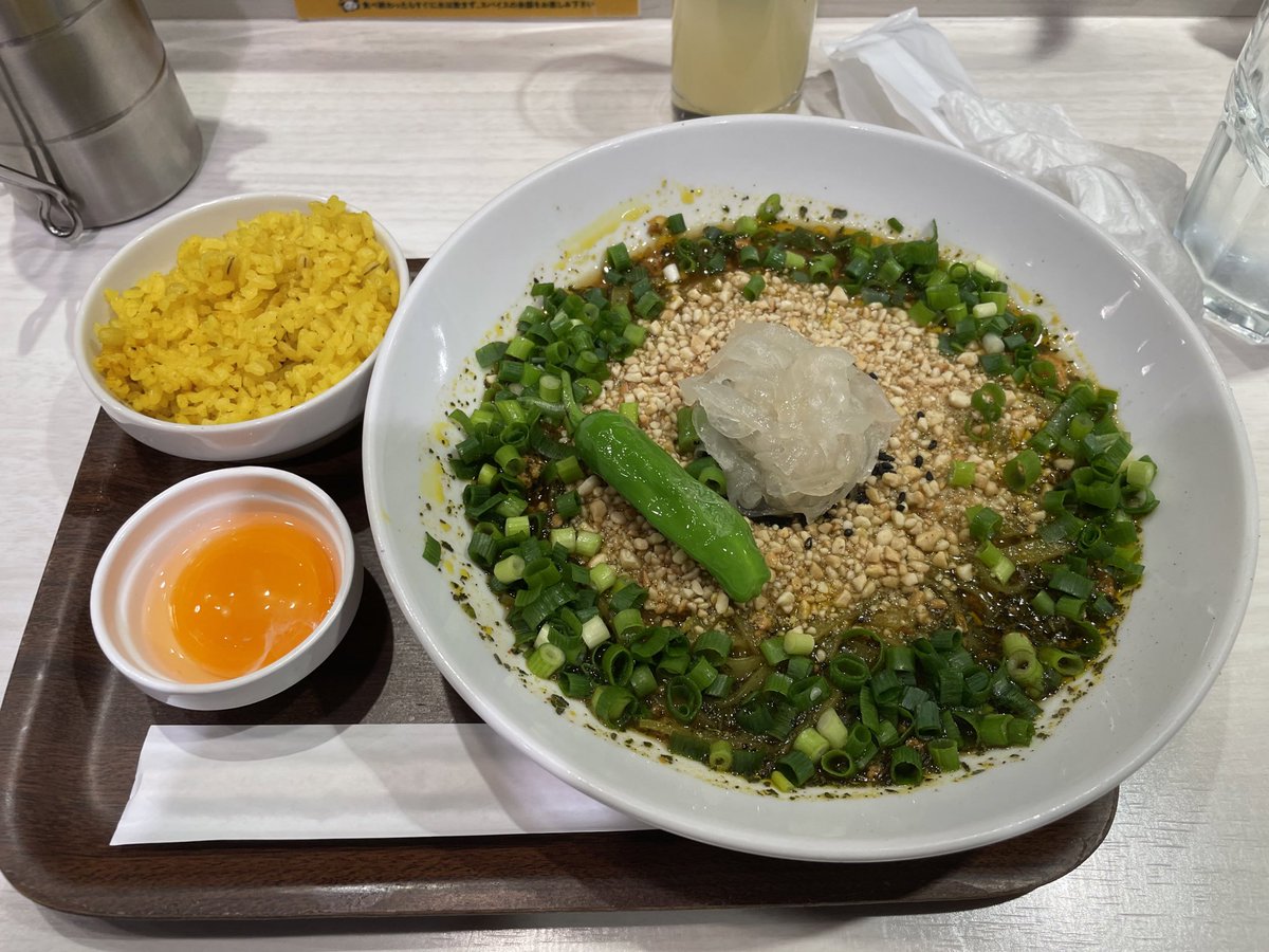 akasige1201's tweet image. 今日はこちらにお邪魔します〜☺️
にしても暑い🥵開場まで心斎橋をぶらり旅🚶
#OneOnceOver 
 #footrockbeers