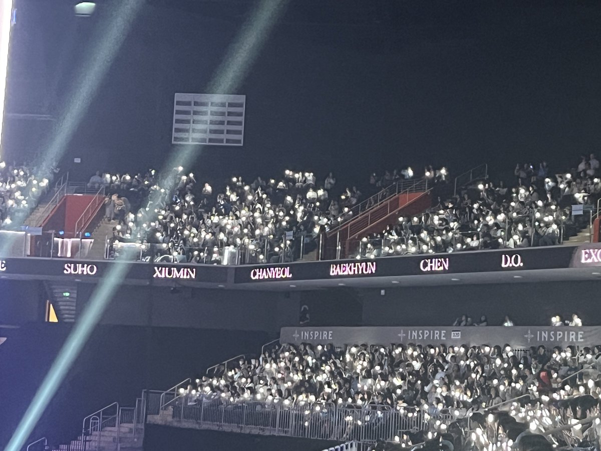 chanbaek_knows's tweet photo. THEIR NAMES ARE HERE I’M emotional 😭😭😭 https://t.co/QgvHYvIROU