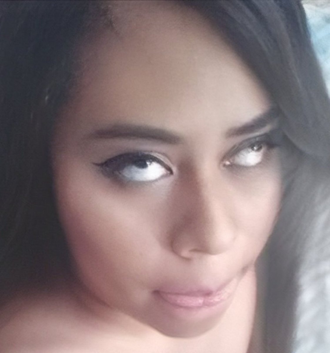 sissy_brenda_04's tweet photo. Buenas noches jsjs alguien queme pueda dejar así de tonta con hypnosis jsjs 
#hypnosis #horny #sissy #hot #putita #cara #exitada #trance https://t.co/I5dMNZrwER
