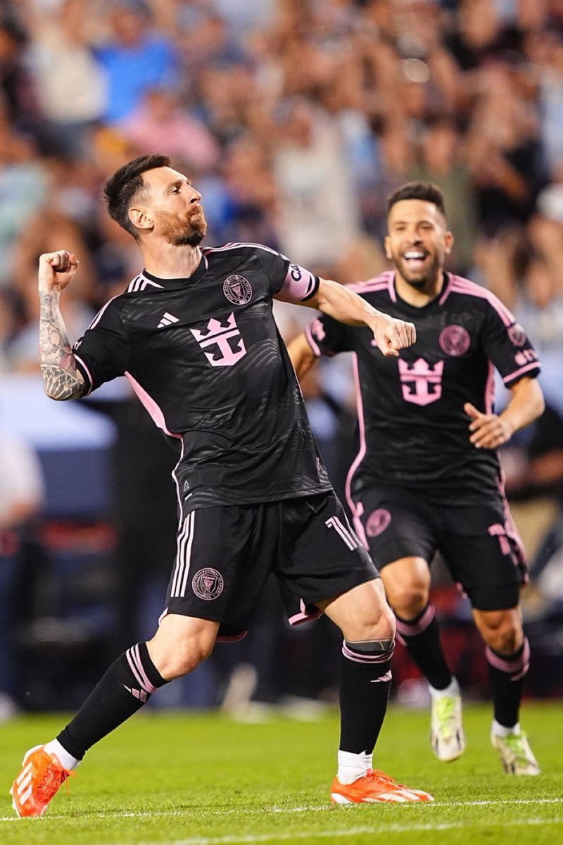 🇺🇸 Lionel Messi has a goal involvement in every game he's played this year for Inter Miami; 🎯 vs Real Salt Lake ⚽️ vs LA Galaxy ⚽️⚽️ vs Orlando City ⚽️ vs Nashville ⚽️🎯 vs Nashville ⚽️ vs Colorado 🎯 vs Monterrey ⚽️ 🎯 vs Kansas City #Messi𓃵|#GOAT𓃵|#InterMiamiCF