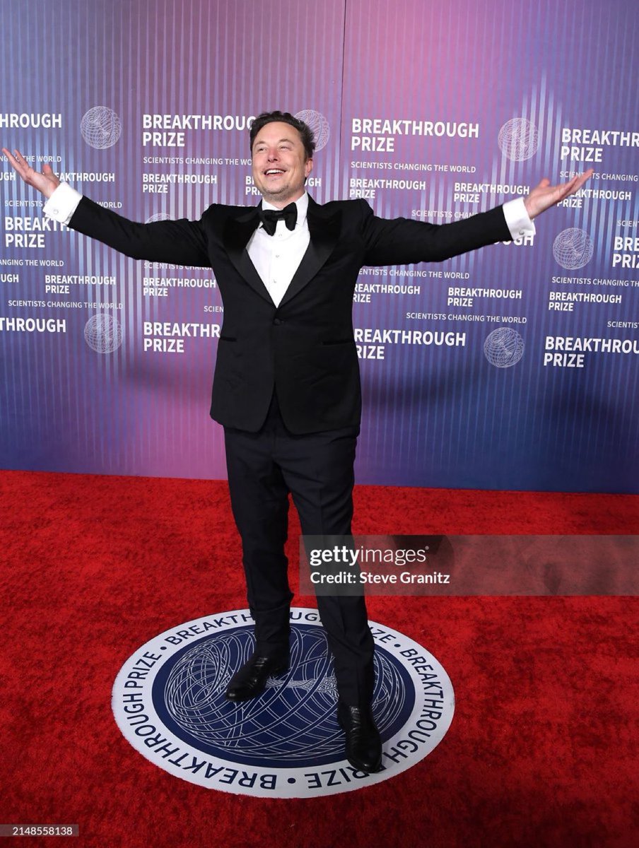 Elon Musk at the 10th Annual Breakthrough Prize Ceremony.