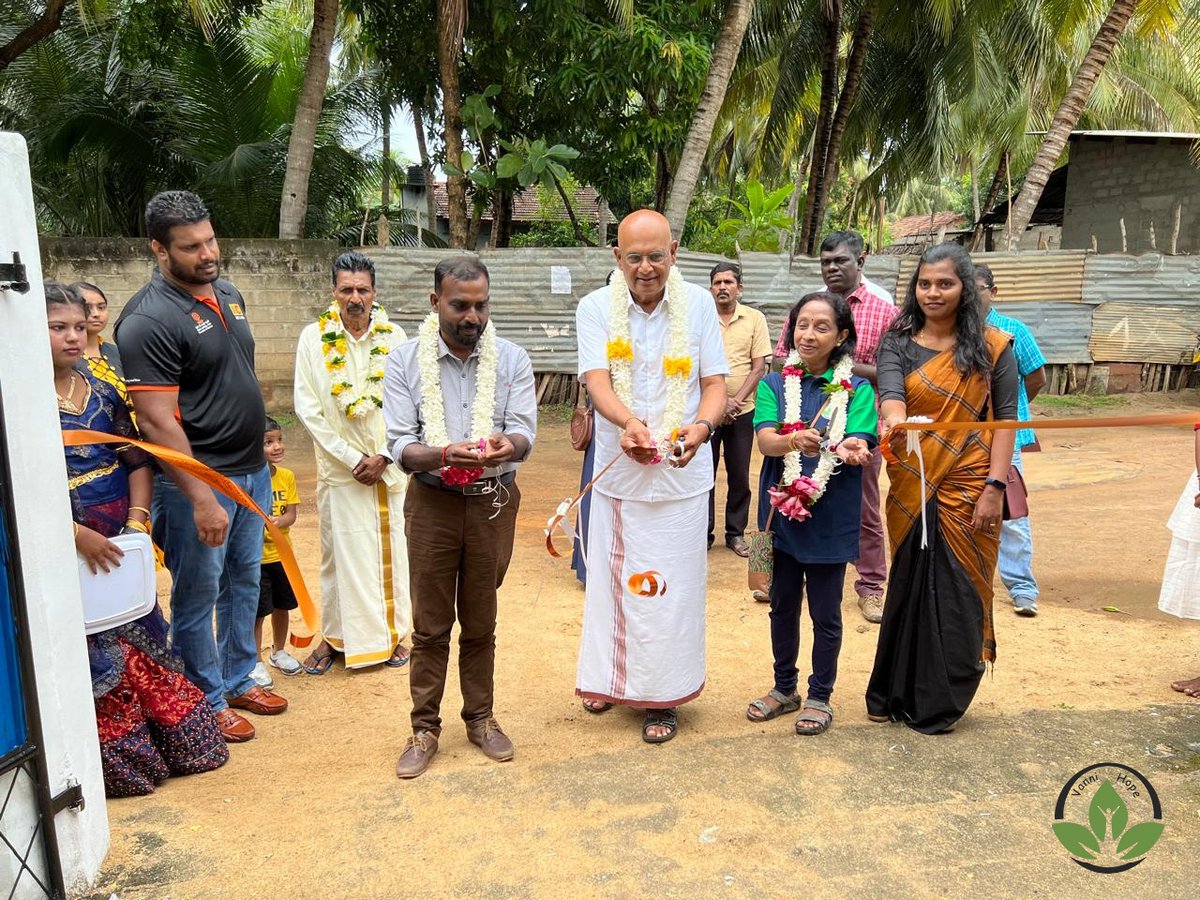 VanniHope_'s tweet photo. π± Big news from Vanni Hope! We've reopened the @FOGoodnessΒ Heartbeat Empowerment Centre in Ampara, now run by our team. Focusing on free STEM and language education to boost job opportunities for the community.
#VanniHope #Ampara https://t.co/Zm1vxR4vfd