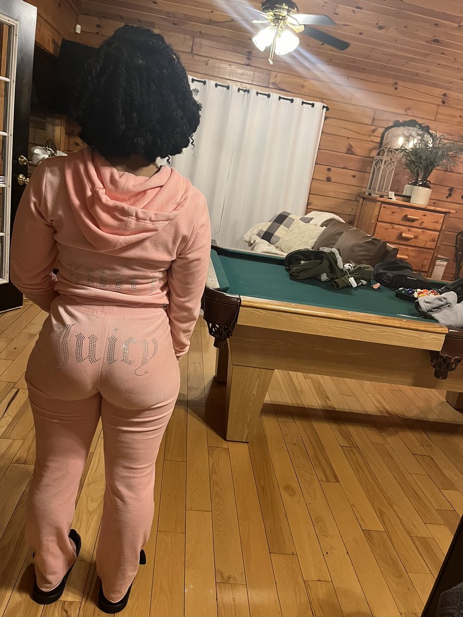 Queenmiyah00's tweet photo. TWAYY 💋 https://t.co/GbizQfqDhC