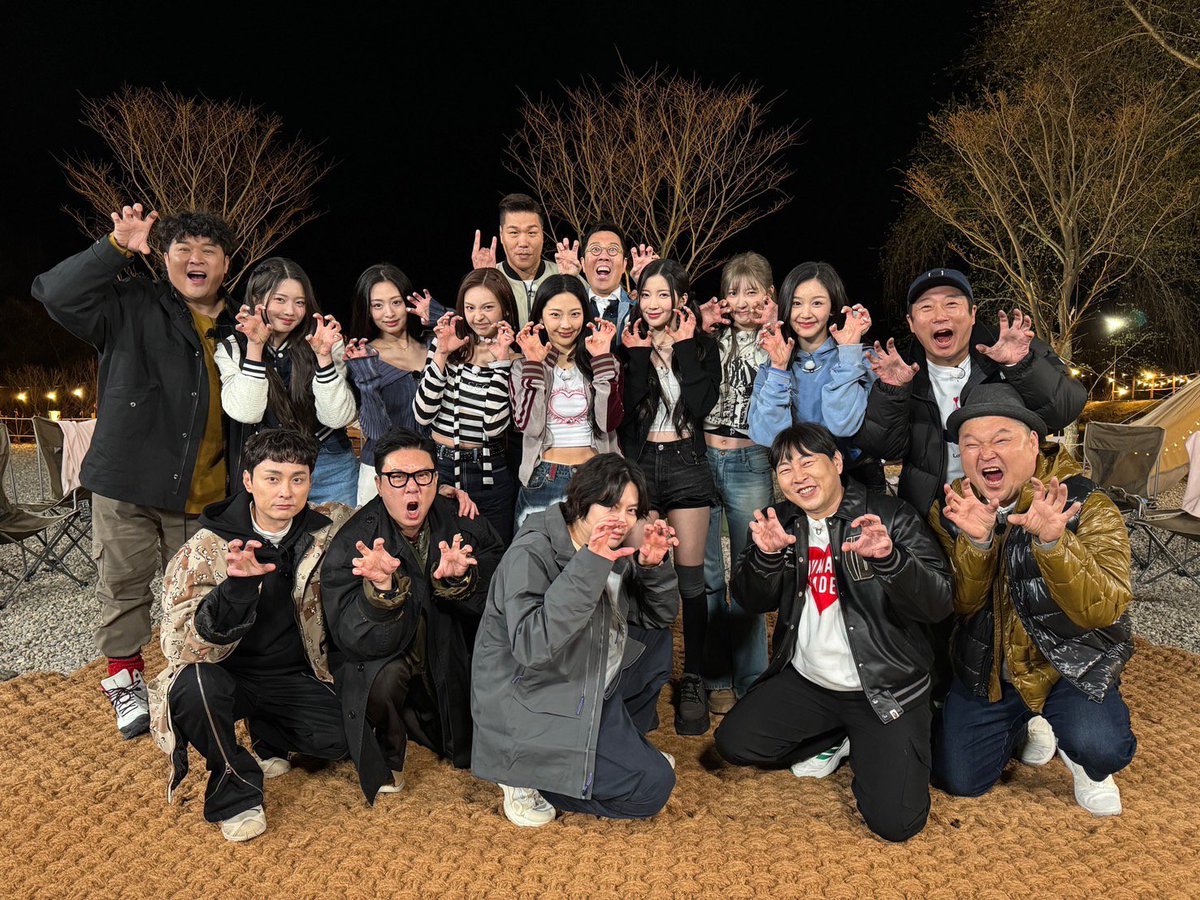 #BABYMONSTER with the whole cast of JTBC Knowing Brothers!

@YGBABYMONSTER_ #베이비몬스터