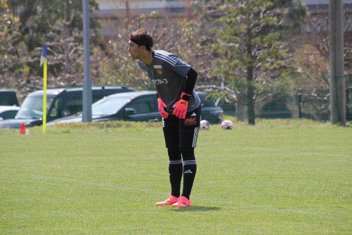 本日行いました練習試合の結果をお知らせいたします。
🆚#コバルトーレ女川 2-0(45分×3本)
1本目 0-0
2本目 2-0
18分 OG
32分 #菅原龍之助
3本目 0-0
🗓4/14 SUN 10:00
🏟泉サッカー場

#VEGALTA #PASSION_限界を超えろ