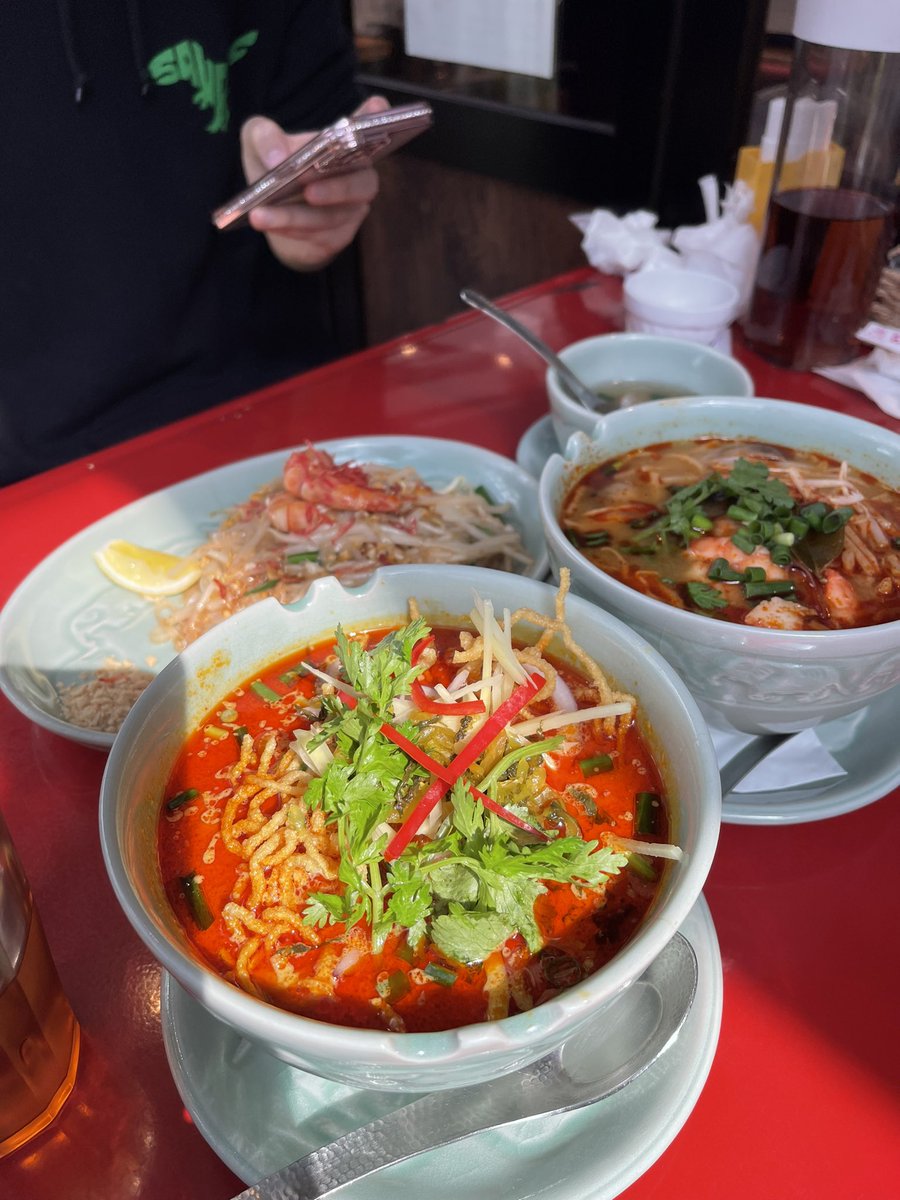 kzythm's tweet photo. Thai food https://t.co/RYluFBOoYi