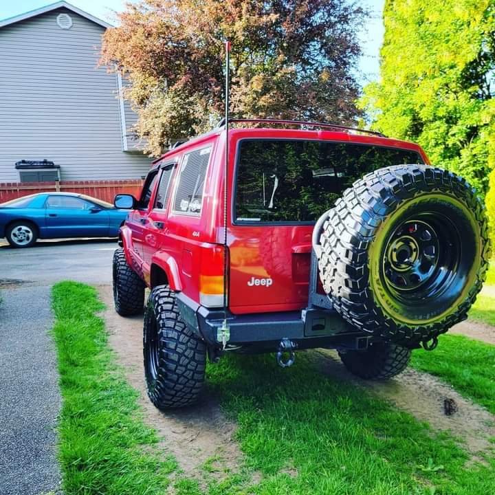 ‼️ STOLEN ‼️ Everett, WA

Red 1998 Jeep Cherokee XJ
BSG5874 - WA
**Smittybilt bumpers front+rear with a warn winch, smittybilt roof rack, cb antenna+hood louvers.

Silver Lake, Lynnwood, Marysville, Granite Falls, Arlington, Sedro Wooley @wspd7pio @SnoCoSheriff #DavidRoseFOX13