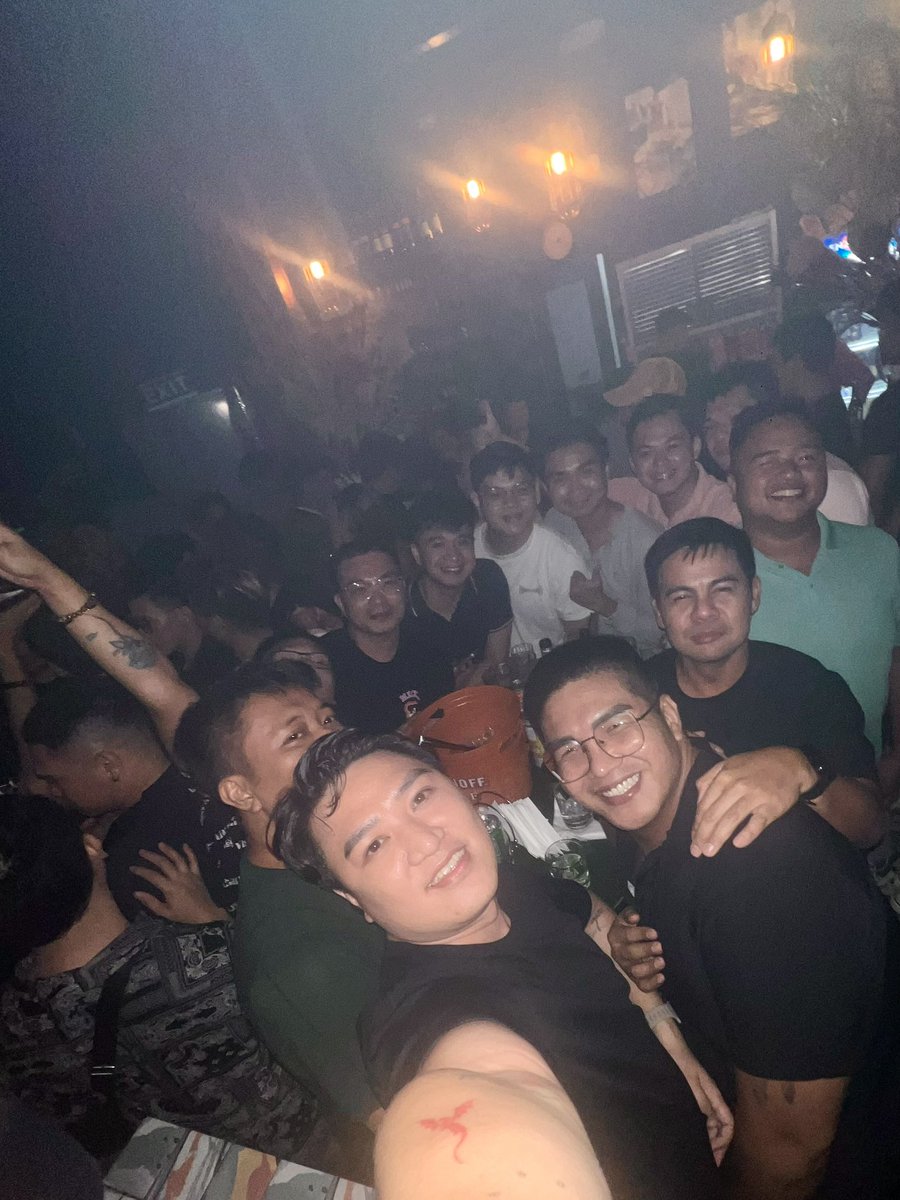 BohdjVentures's tweet photo. Nice to see you all again. 

Kitakits sa laboracay weekend #boracay #laboracay #Loveboracay https://t.co/jxgkhJUTOQ