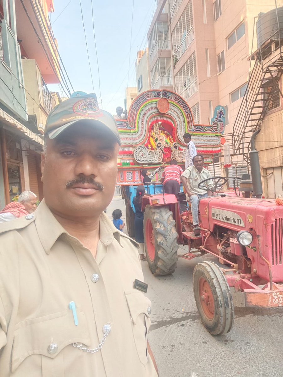 madivalaps's tweet image. ನಿನ್ನೆ ರಾತ್ರಿ ಮಡಿವಾಳ ಪೊಲೀಸ್ ಠಾಣೆ ವ್ಯಾಪ್ತಿಯಲ್ಲಿ ಜಕ್ಕಸಂದ್ರ ಪಲ್ಲಕ್ಕಿ ಹಾಗೂ ಕರಗ ಉತ್ಸವ ಇದ್ದು, ಸೂಕ್ತ ಬಂದೋಬಸ್ತ್ ಮಾಡಲಾಗಿದ್ದು ಶಾಂತಿಯುತವಾಗಿ ಮುಕ್ತಾಯ ಆಗಿರುತ್ತದೆ