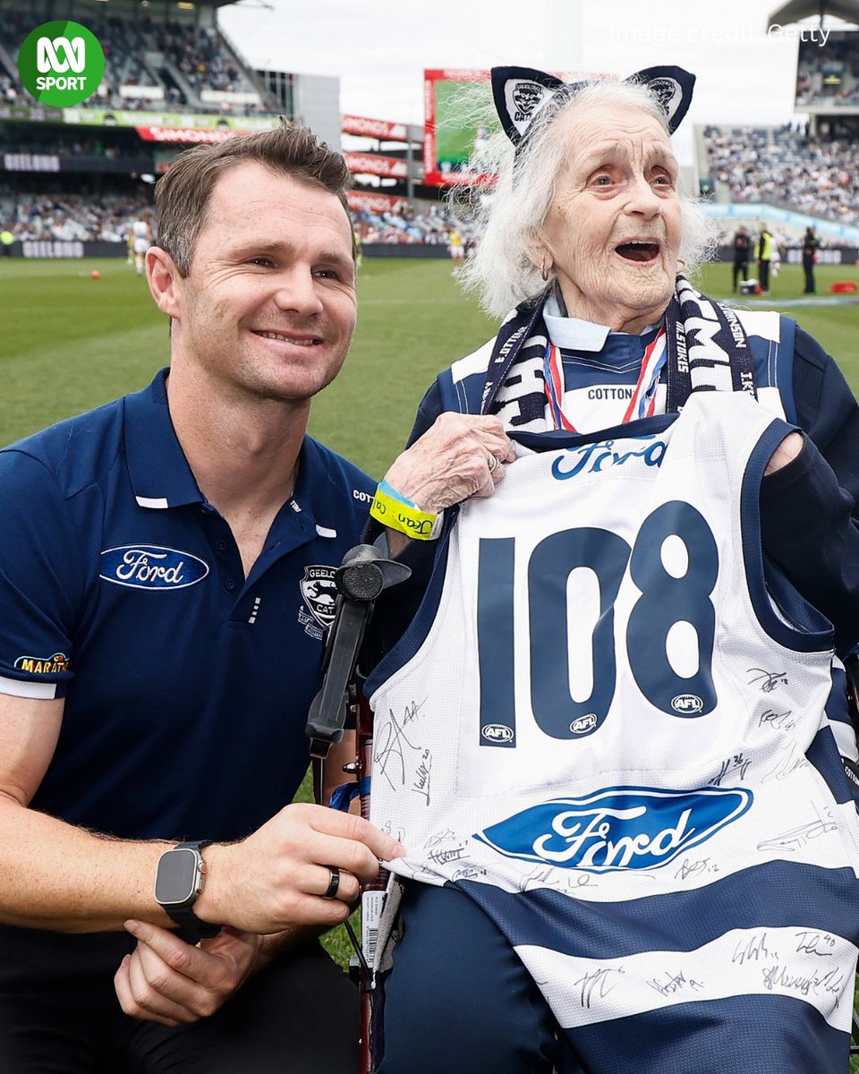 Well, the Cats smashed North, but the best moment was when Patrick Dangerfield presented a guernsey to 108-year-old Cats fan Jean Reynolds. How absolutely wonderful. ❤️ Listen live: ab.co/3ldkTLQ Live blog: ab.co/4aUeREc