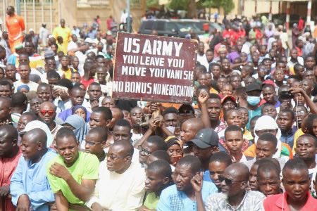 Niger: thousands of demonstrators demand the departure of American soldiers
