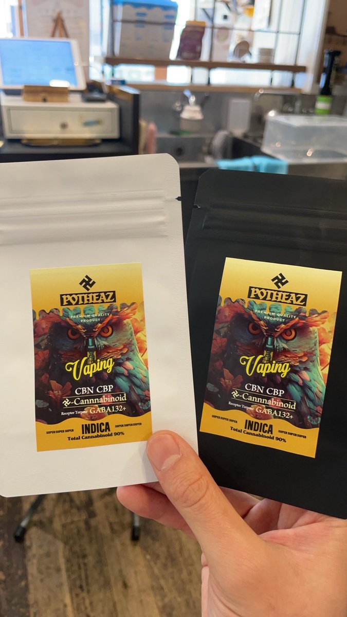 AttaCbd's tweet photo. POTHEAZ復��‼️

🌞🌞🌞発売開始🌞🌞🌞

その名も「卍」
CBN CBP X-CAN
TOTAL CANNABINOID90%
機能性テルペンGABA132＋配合🌙

ATTAで発売開始🫡
かなり好評なので今回分早い者勝ち😇
平井大も期待大🤙

パケの色どっちがいい⁉️

#cbp #cbn #xcan #リキッド #新成分 https://t.co/POrTnN44FK